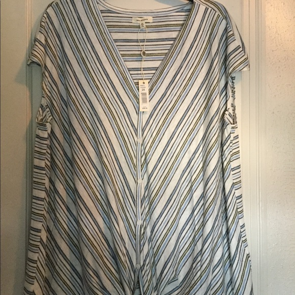 Max Studio blouse - Picture 1 of 9